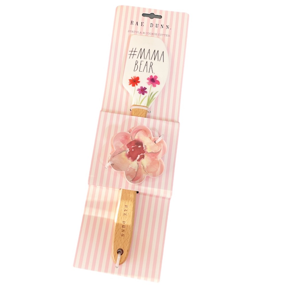 NEW Rae Dunn #MAMA BEAR Spatula & Cookie Cutter Set